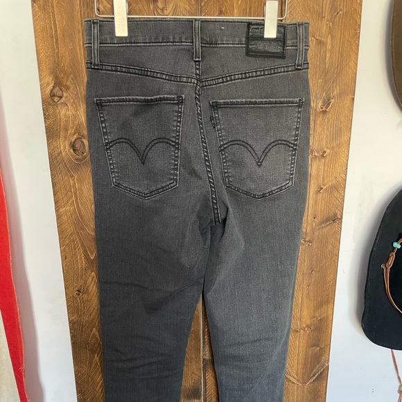 Levi's x Dolls Kill Roped Studded In Mile High Skinny Jeans in Light Grey - Picture 7 of 7